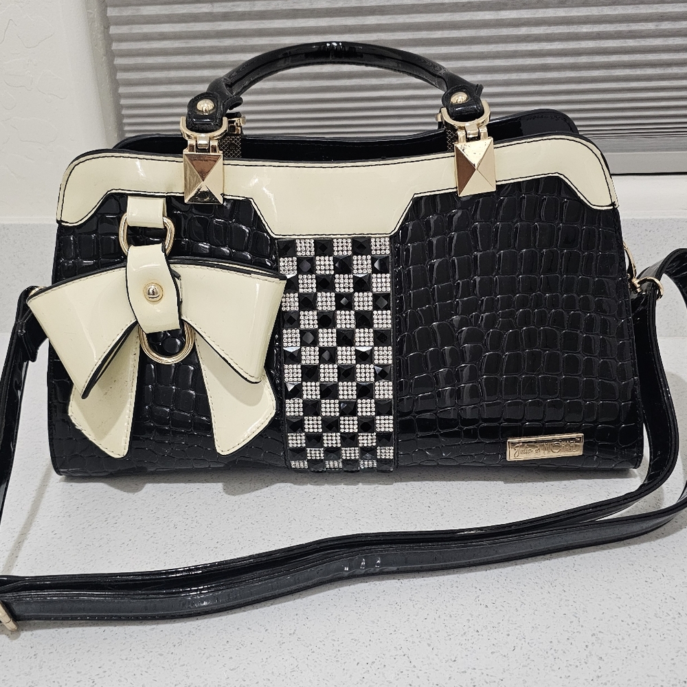 Julia and Michael purse - Picture 2 of 13